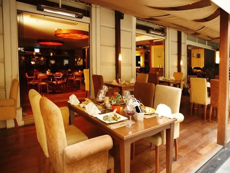 Occidental Taksim Hotel Istanbul 4*,