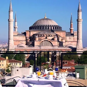 4* Hotel Agora Life
