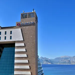 ***** Hotel Ramada Plaza Turecko