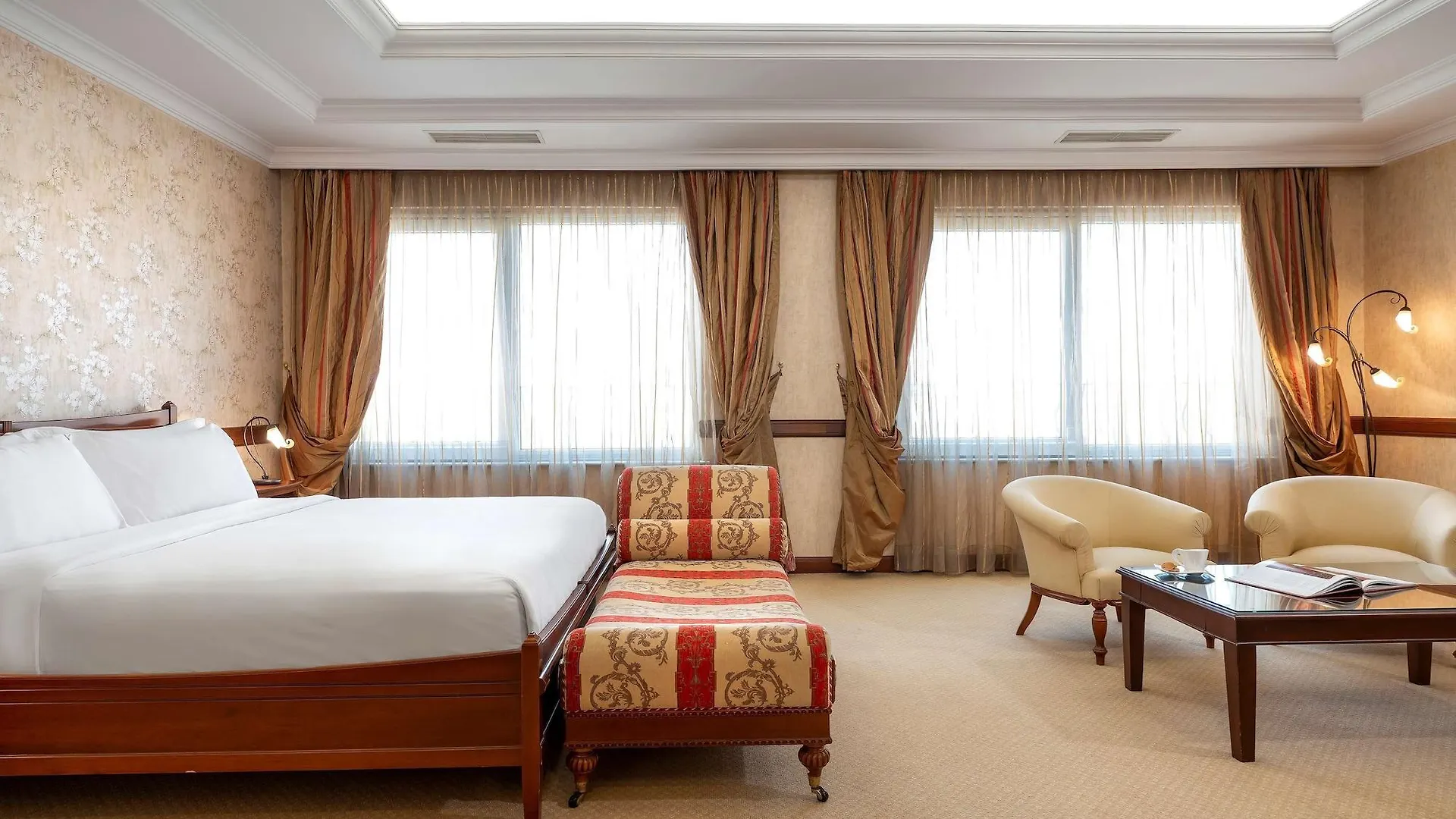 Occidental Taksim Hotel Istanbul 4*,